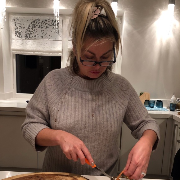 Meet your Posher, Jelena - Picture 1 of 1